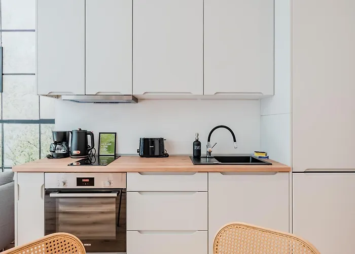 Central Iconic Berlin Characters Apartment